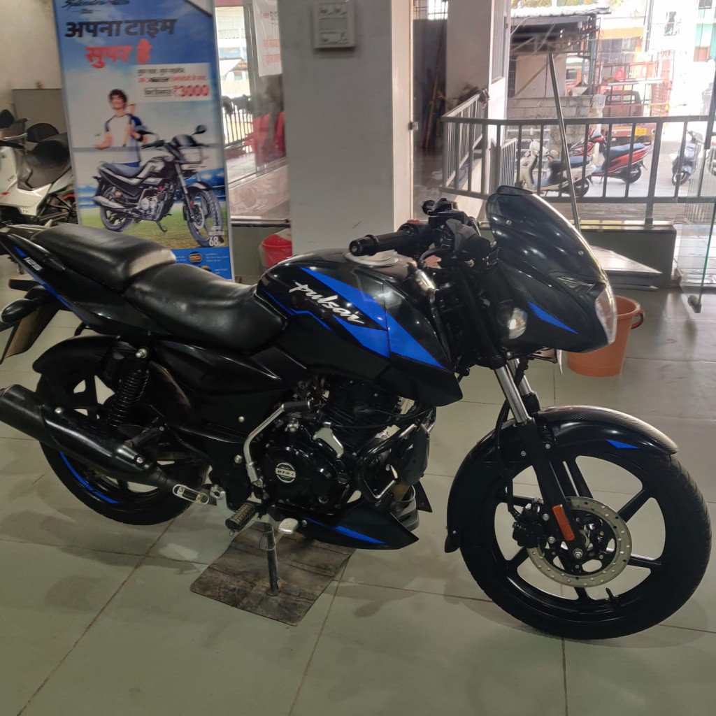 Bajaj Pulser<br>Black